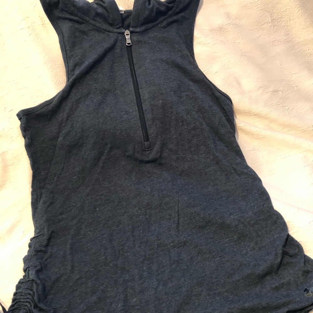 Under Armour Supercharged Hooded Sleeveless Tank